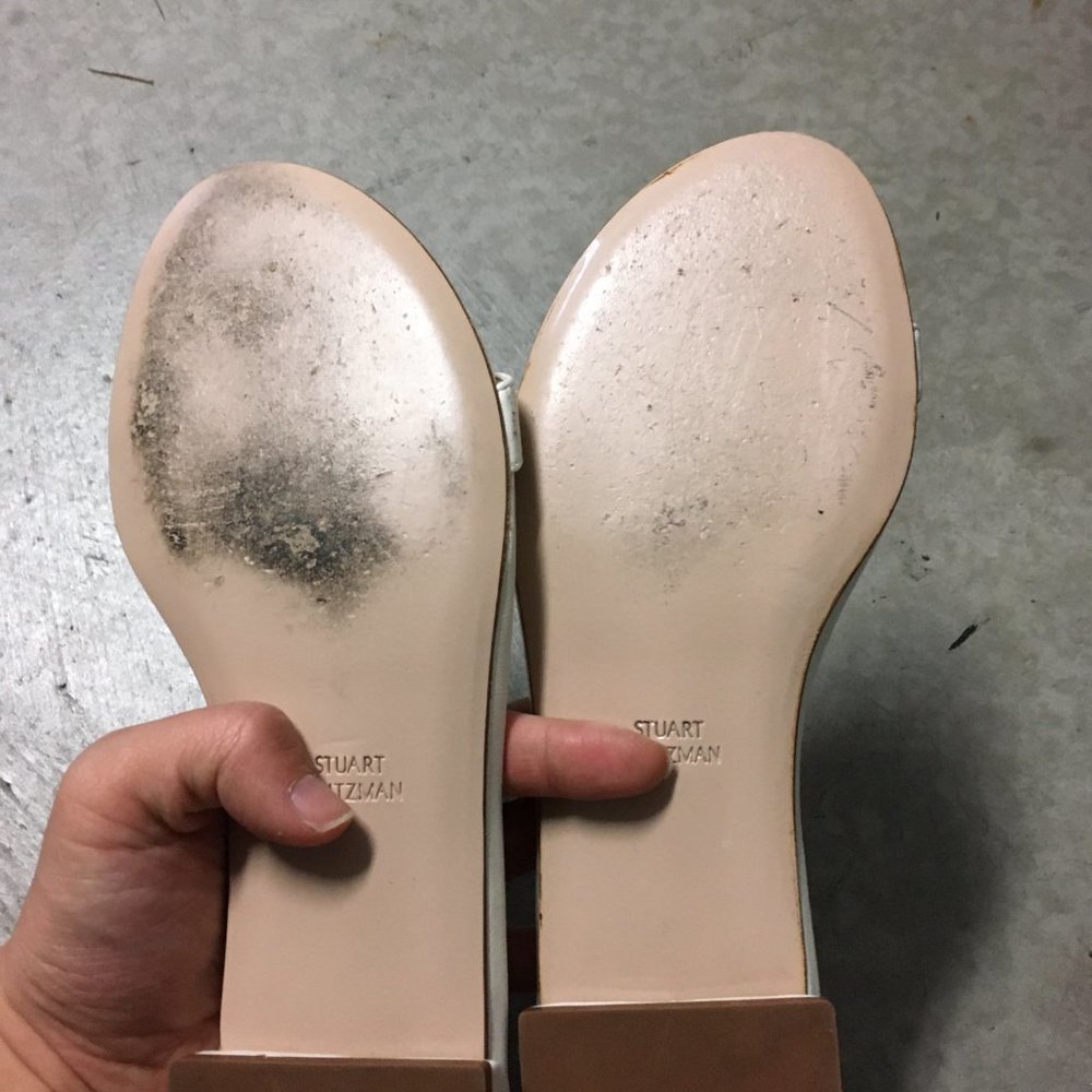 Stuart Weitzman White Flat Leather Ankle Strap Sandals 6 - Picture 3 of 5